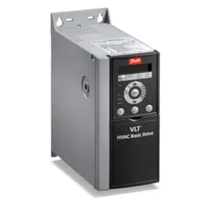 136G8999 Variador de frecuencia Danfoss, 05HP/3.7kW, Trifásico, 380-480VCA, IP20, s/panel de control VLT® HVAC Basic Drive FC-101