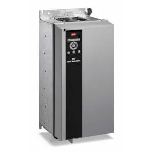 [131L9801] 131L9801 Variador de frecuencia Danfoss, 20HP/15kW, Trifásico, 200-240V, IP20, s/panel de control, VLT® HVAC Basic Drive FC-101